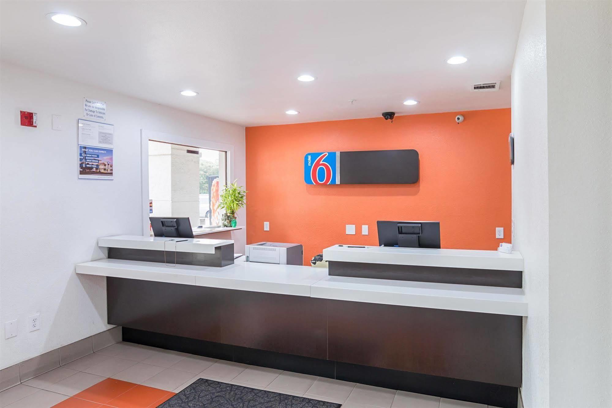 Motel 6-Grand Prairie, Tx - Near Six Flags Drive Exterior foto