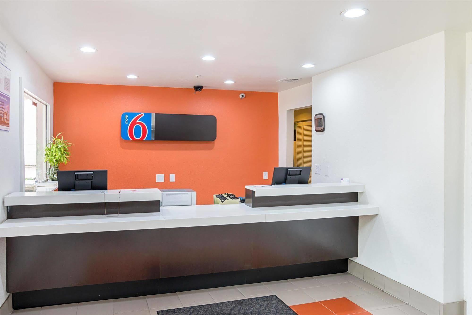 Motel 6-Grand Prairie, Tx - Near Six Flags Drive Exterior foto